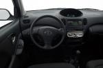 Toyota Yaris Verso 2003 года